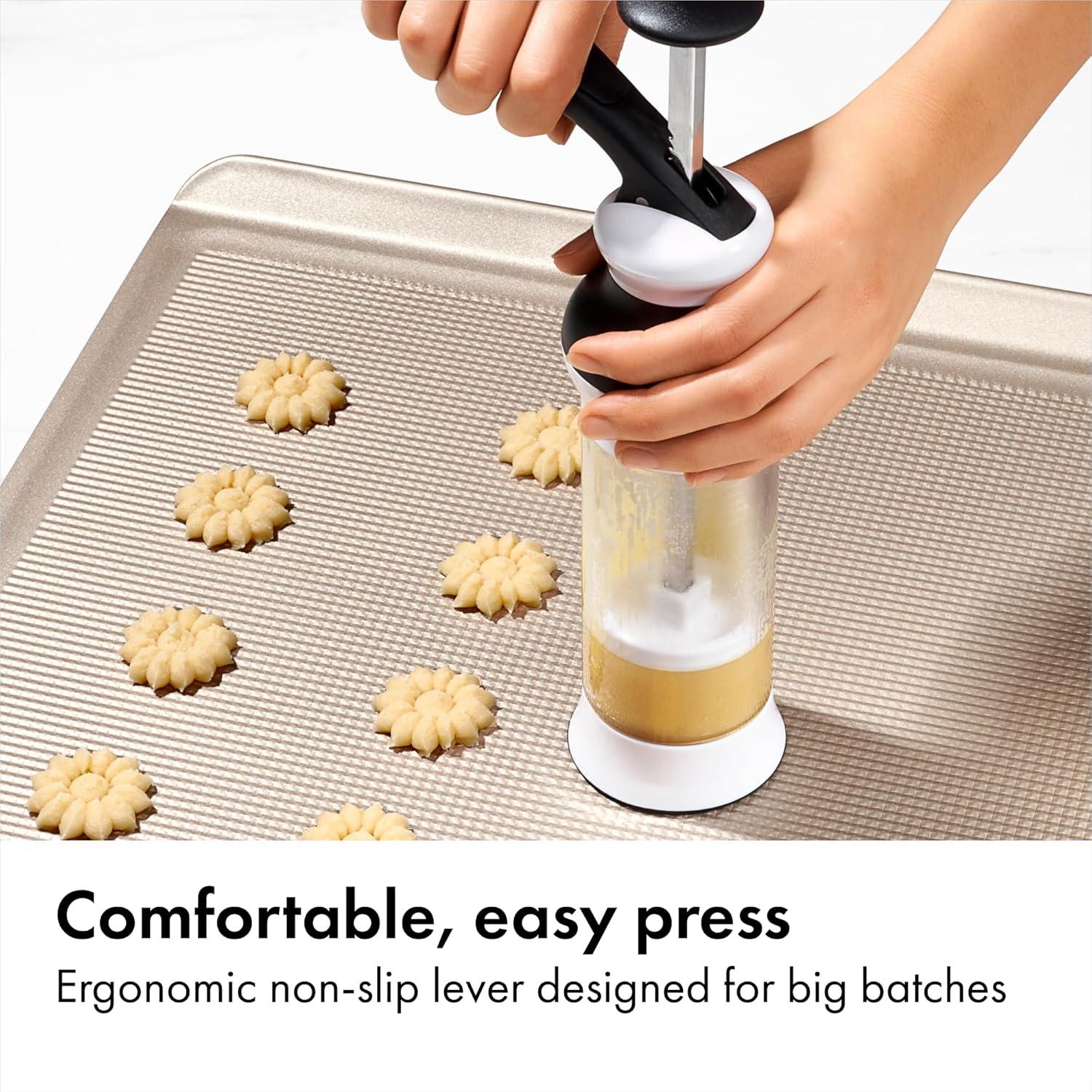 OXO Good Grips 14-Piece Cookie Press Set, Cookie Press with 12 Stainless Steel Disks and Storage Case, Holiday Baking and Everyday Treats, Essential Baking Supplies(100) - view 4