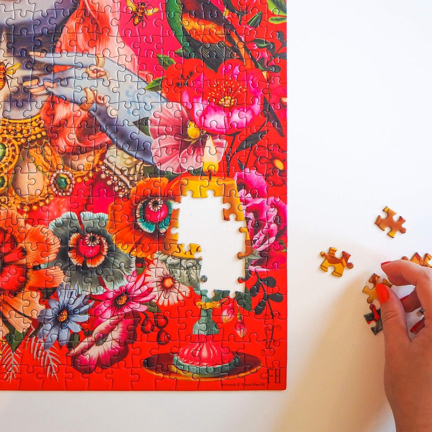 Genuine Fred QUEEN BEE by Fiona Hewitt, 1000 piece puzzle - view 5