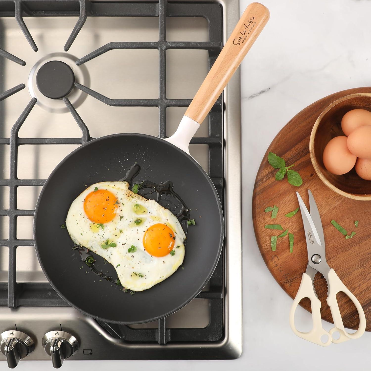 Sur La Table Kitchen Essential Main Canteen 9.5″ Pre-Seasoned Cast Iron Skillet w/Wood Handle, Natural Nonstick Lightweight Frying Pan for Searing, Sautéing & Everyday Cooking – Blue(Eggshell White (Skillet)) - view 4
