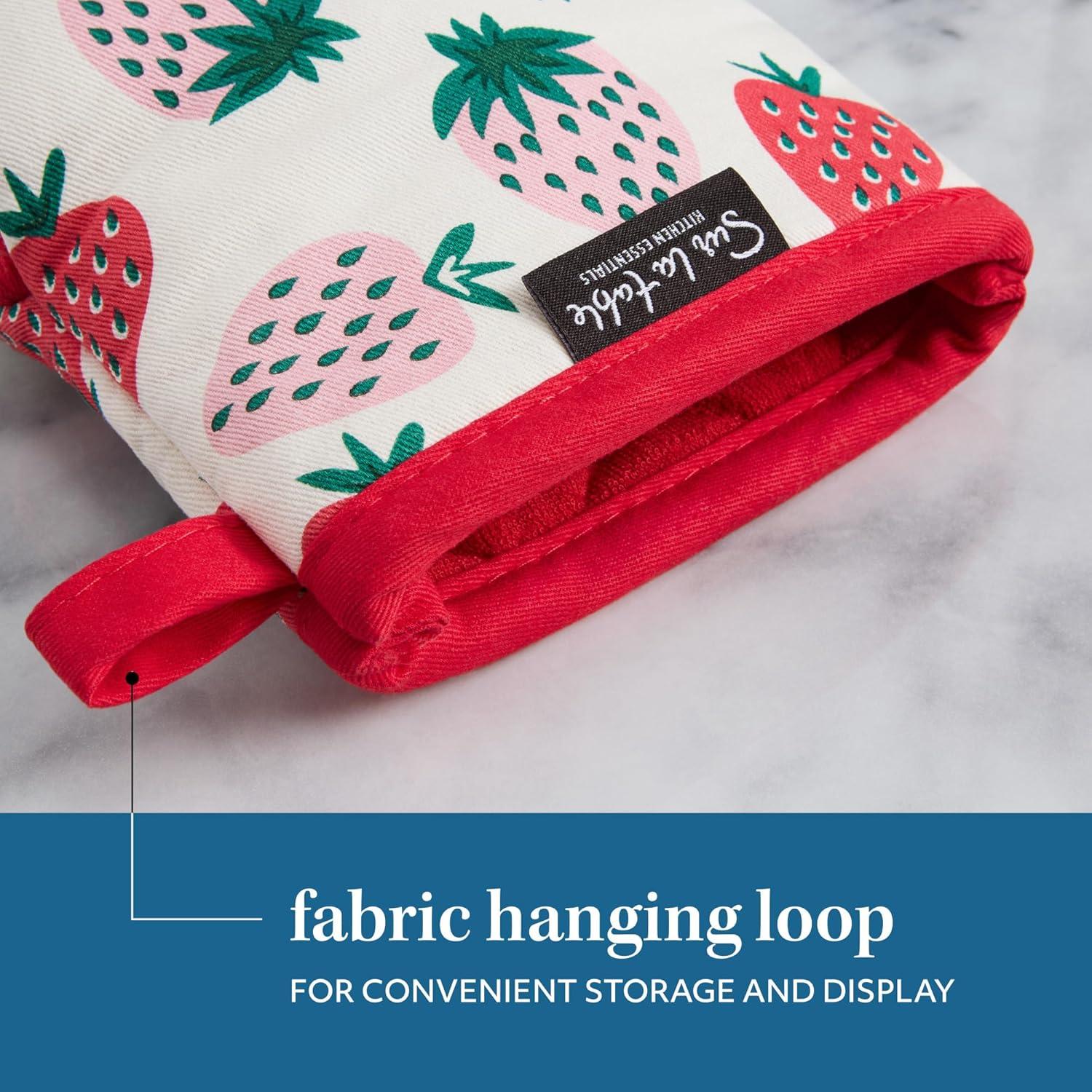 SUR LA Table Kitchen Essentials Quirky Strawberries Fruit Mini Oven Mitt 2-Pack Set, Heat Resistant, 100% Cotton, Flexible Non-Slip Silicone Grip, Pink/Green/Cream, 5.5″x8″(Pink/Green/Cream) - view 3