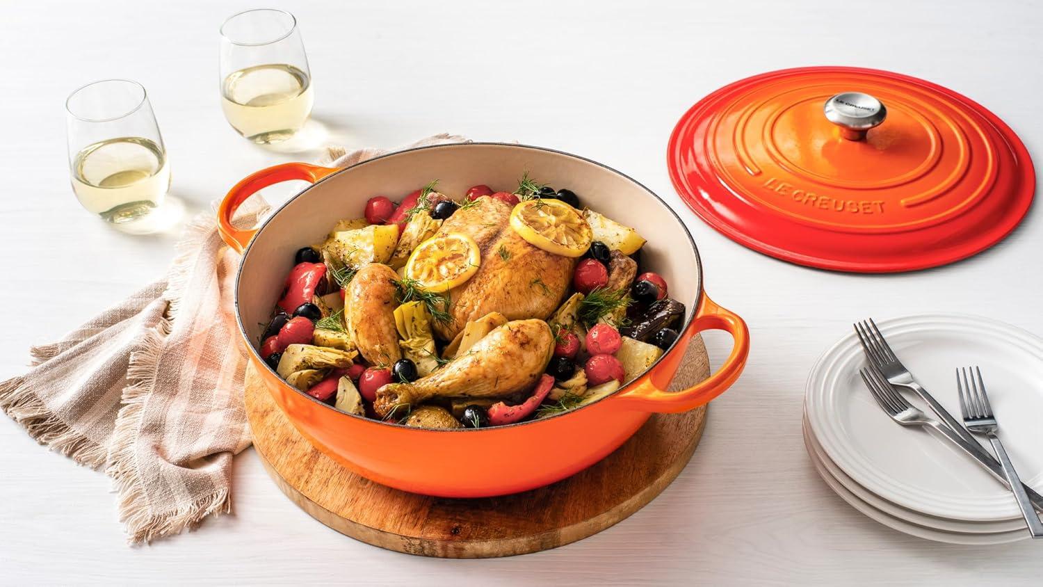 Le Creuset 7.5 Quart Signature Chef’s Oven Shallot(Oyster) - view 6
